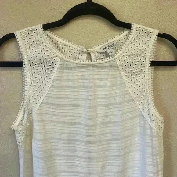 LUCKY Women’s Tank Top Blouse - Picture 2 of 9